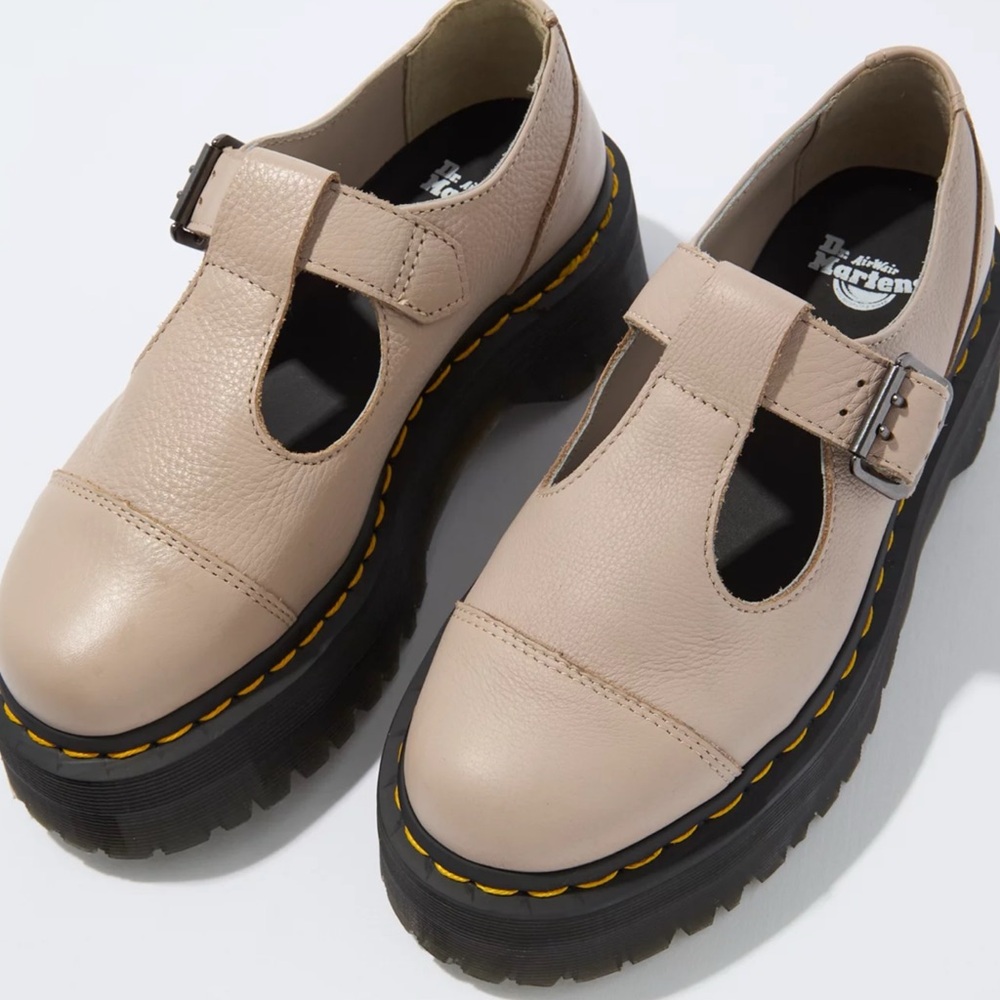 NWOT Dr. Martens Women's “Bethan” Mary Jane Leather Platform Shoes
